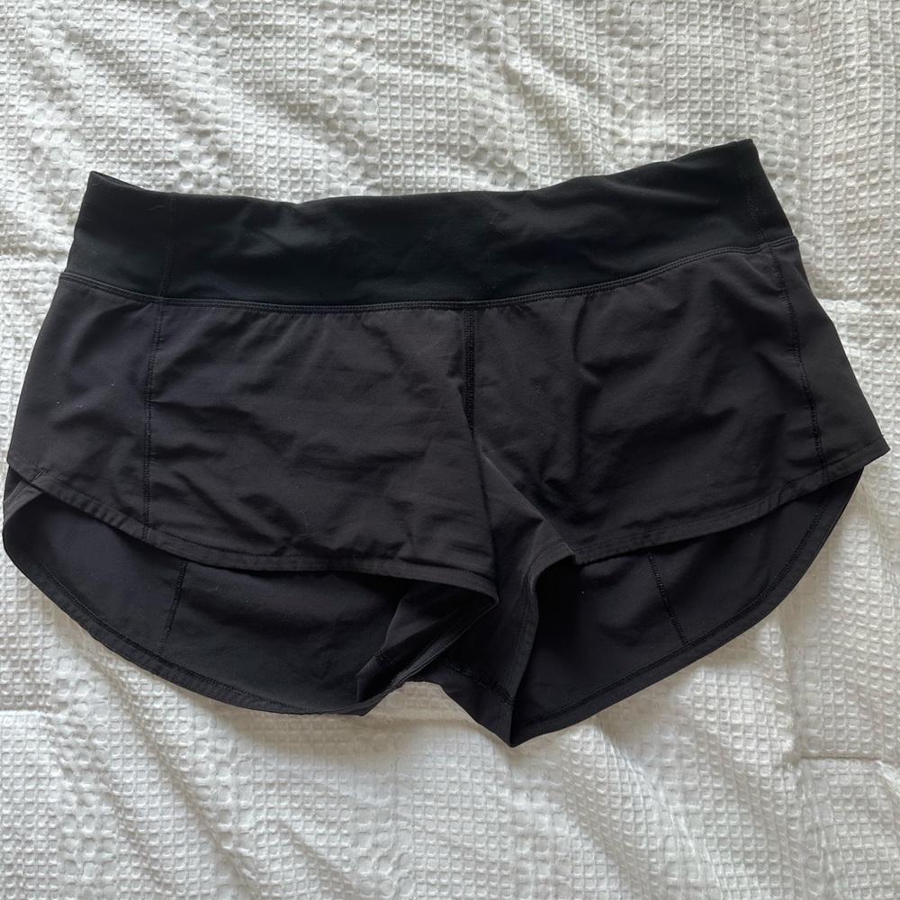 Lululemon Speed Up Short 2.5in Inseam in Black